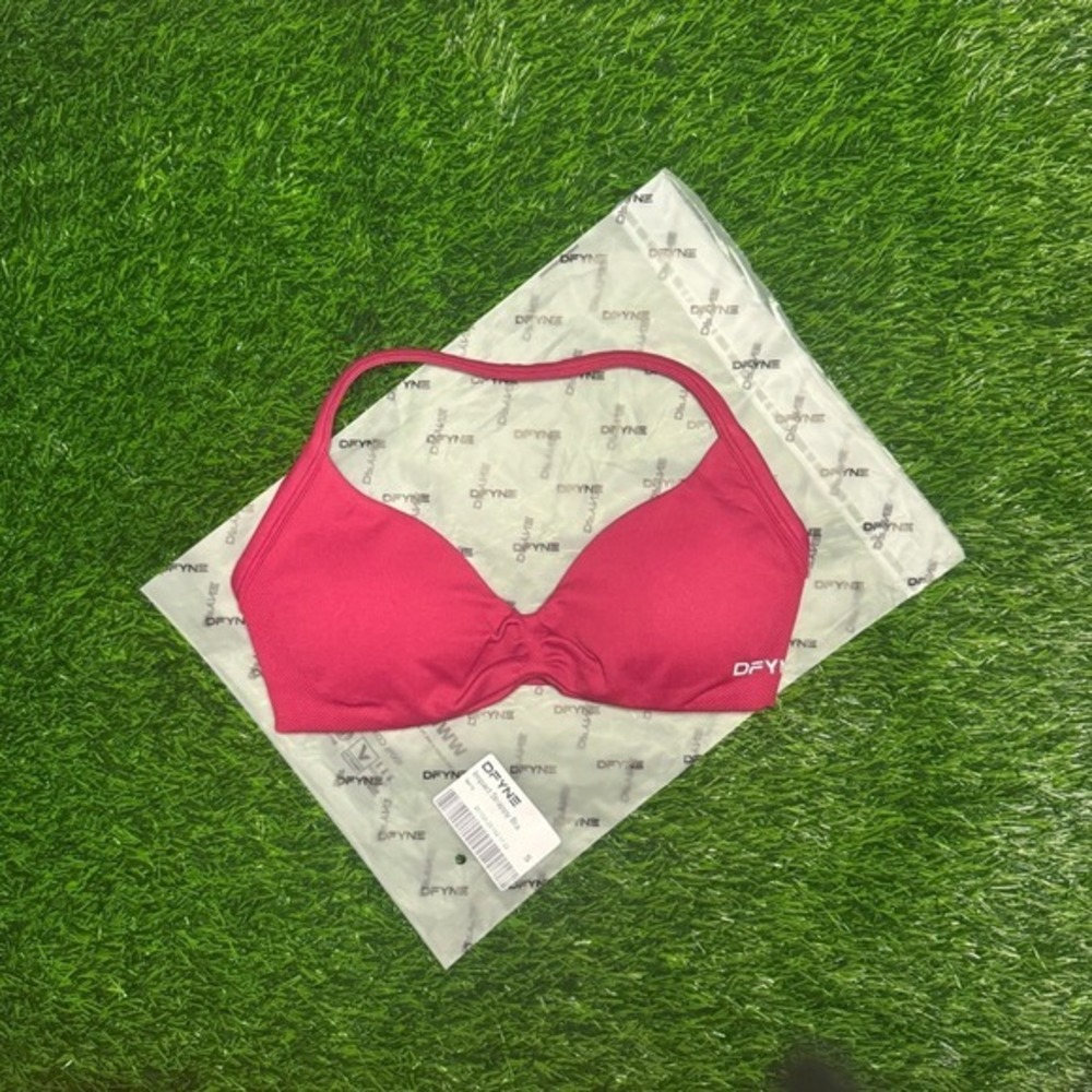 Dfyne impact strappy bra berry small